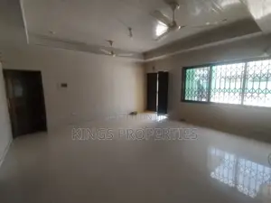 5bdrm House in Tuba, Toll Booth for rent