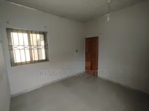 5bdrm House in Tuba, Toll Booth for rent