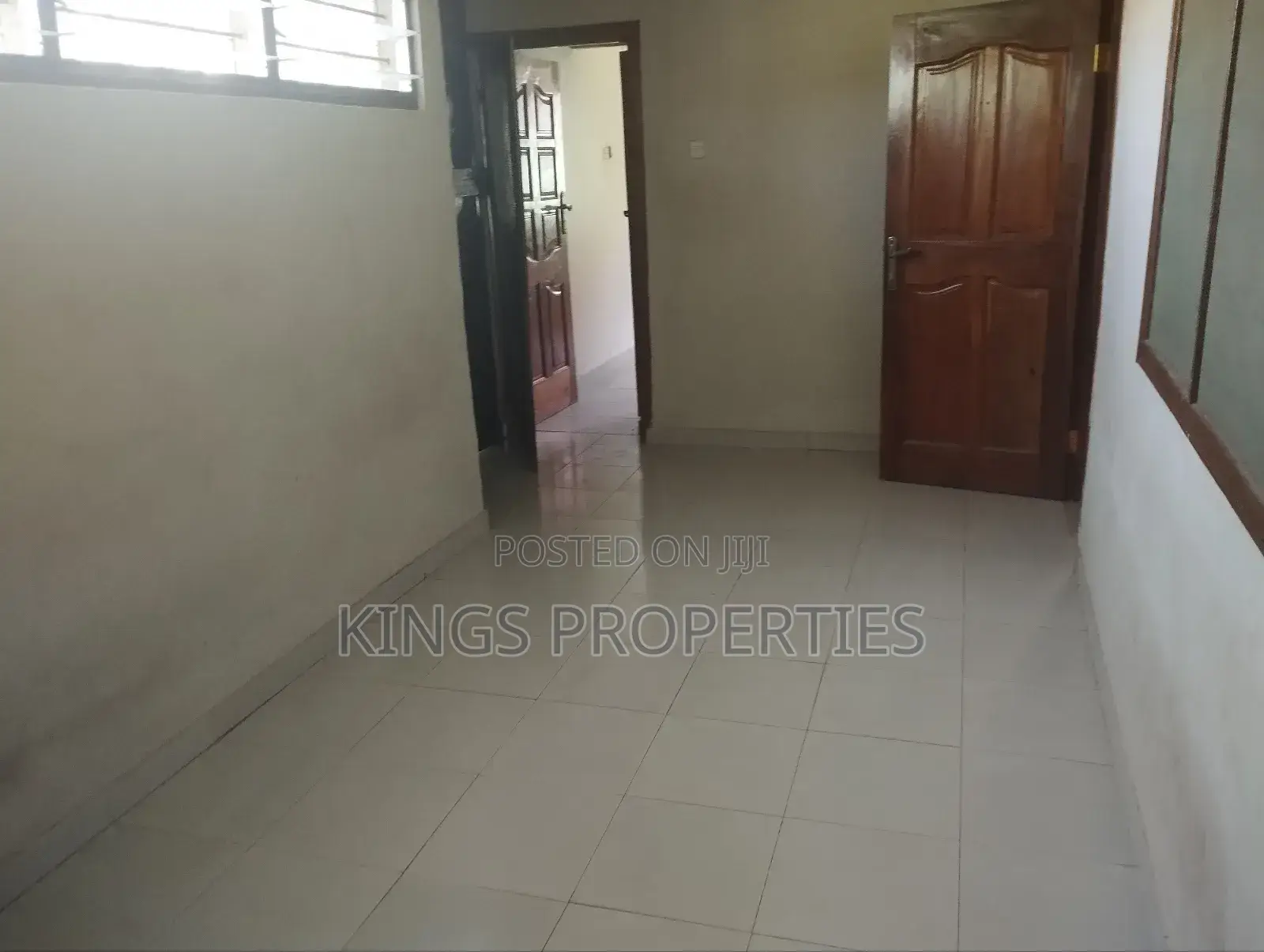 5bdrm House in Tuba, Toll Booth for rent