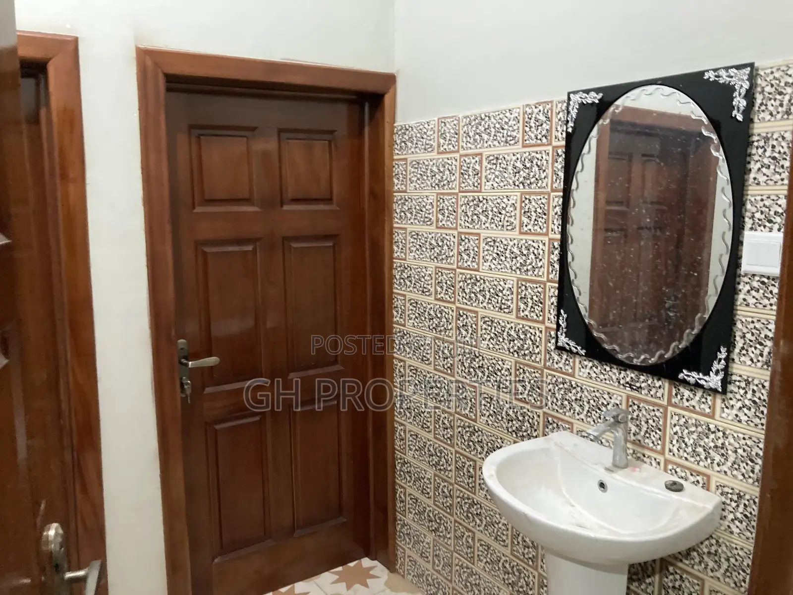 3bdrm Apartment in Sokoban Wood Village, Kumasi Metropolitan for rent
