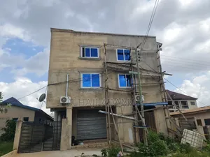 Furnished 5bdrm Block of Flats in Diamond City Estate, Atwima Kwanwoma