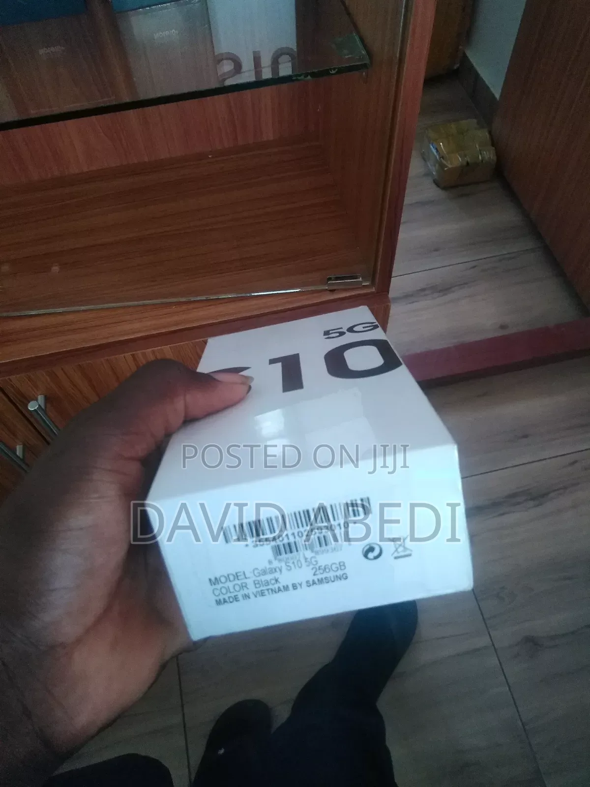 New Samsung Galaxy S10 5G 256 GB Black