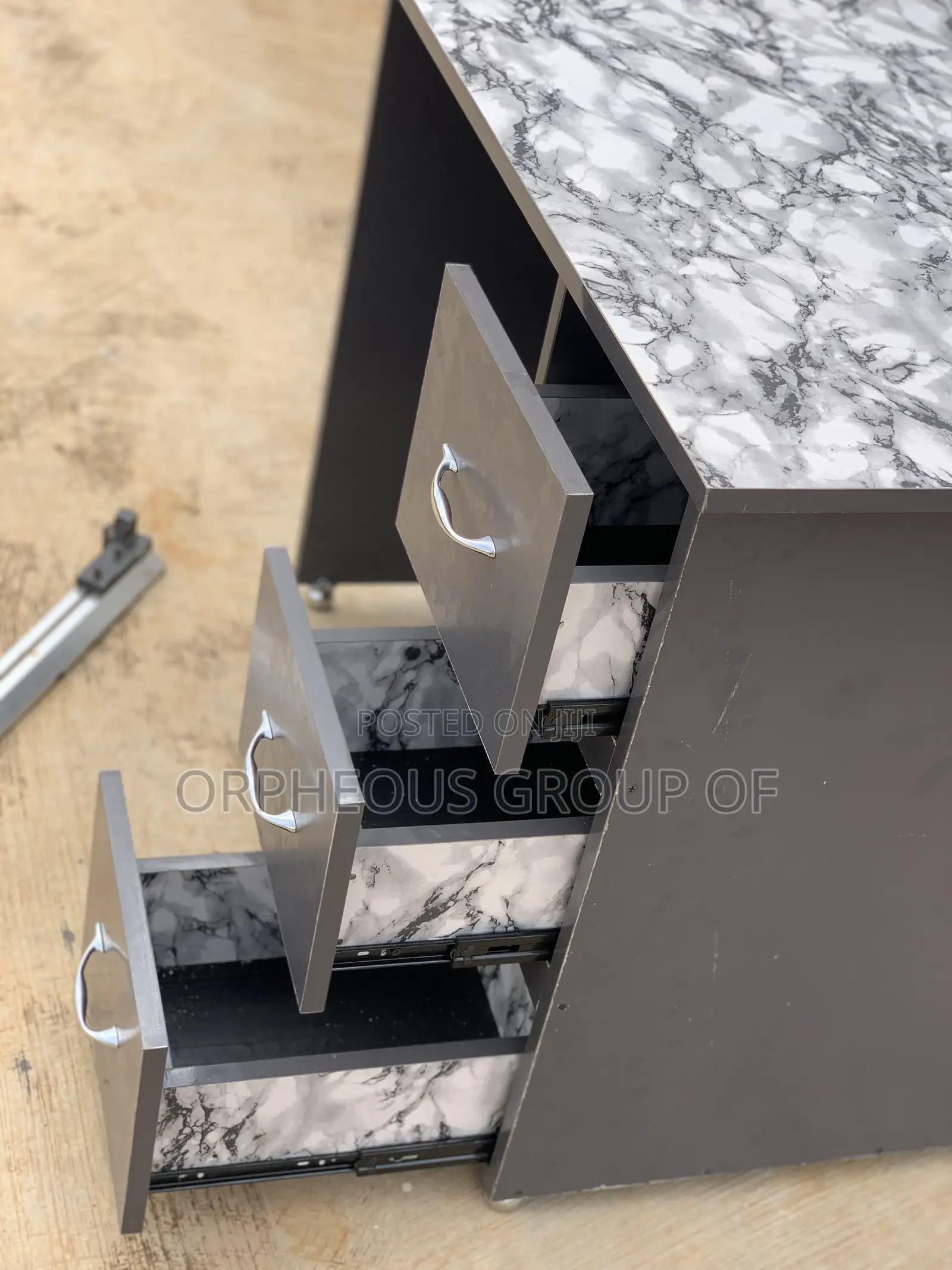 Modern Office Desk (Mdf)