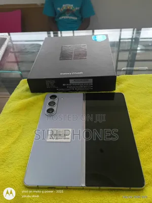 New Samsung Galaxy Fold 5G 512 GB Gray