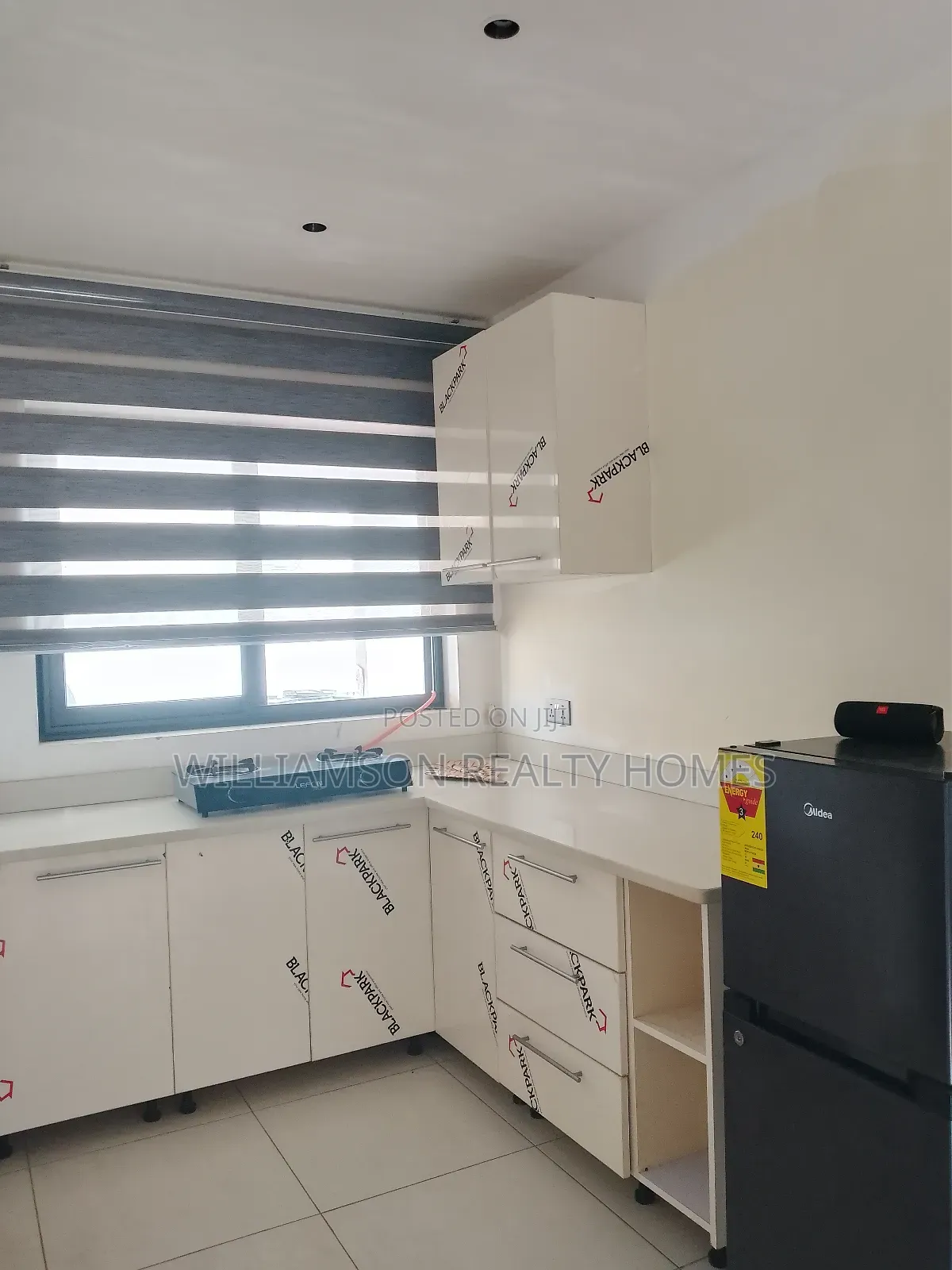 1bdrm Apartment in Community 18 Area, Spintex for rent