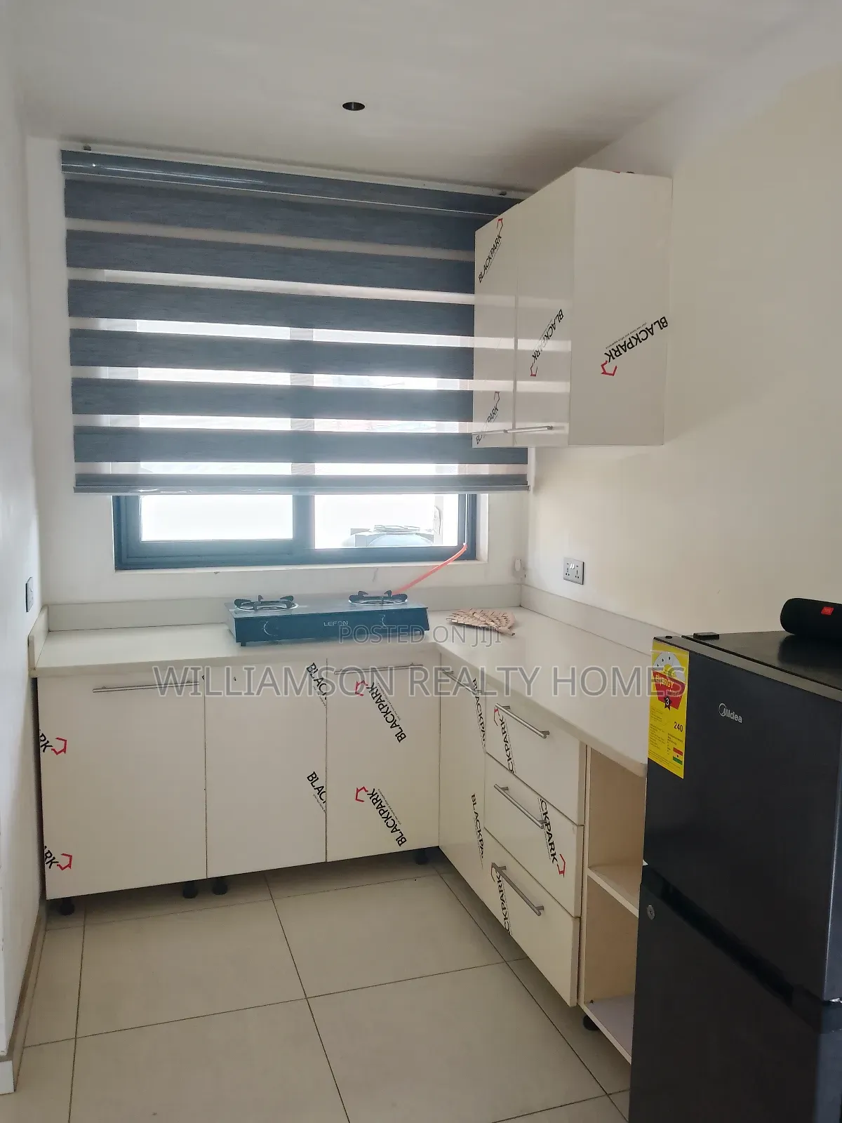 1bdrm Apartment in Community 18 Area, Spintex for rent