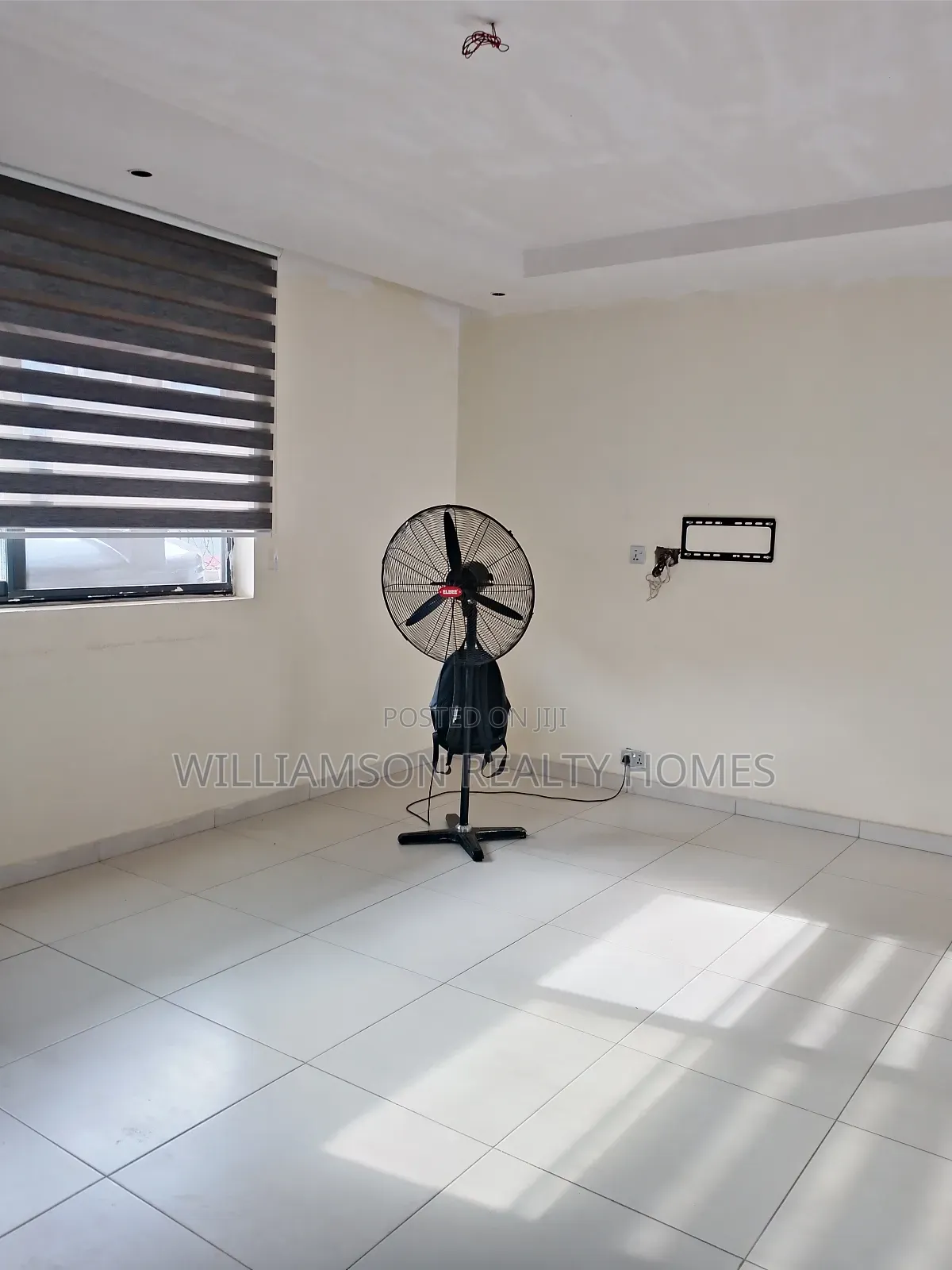 1bdrm Apartment in Community 18 Area, Spintex for rent