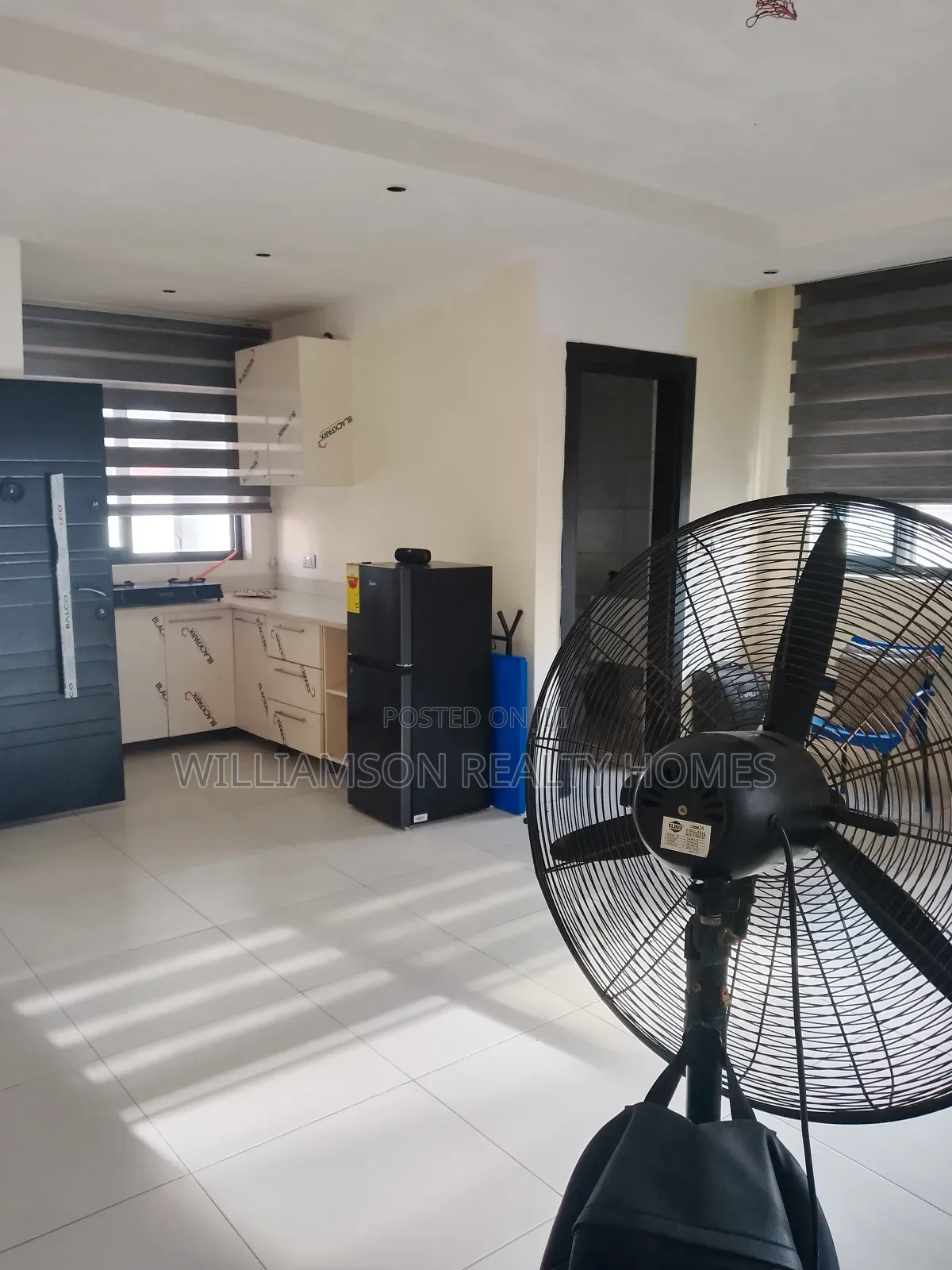 1bdrm Apartment in Community 18 Area, Spintex for rent