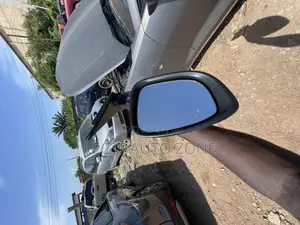 Honda Accord 2018,2019,2020,2021,Driving Mirror Available