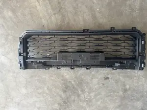 Mitsubishi L200 Front Bumper Centre Grill 2019