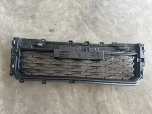 Mitsubishi L200 Front Bumper Centre Grill 2019