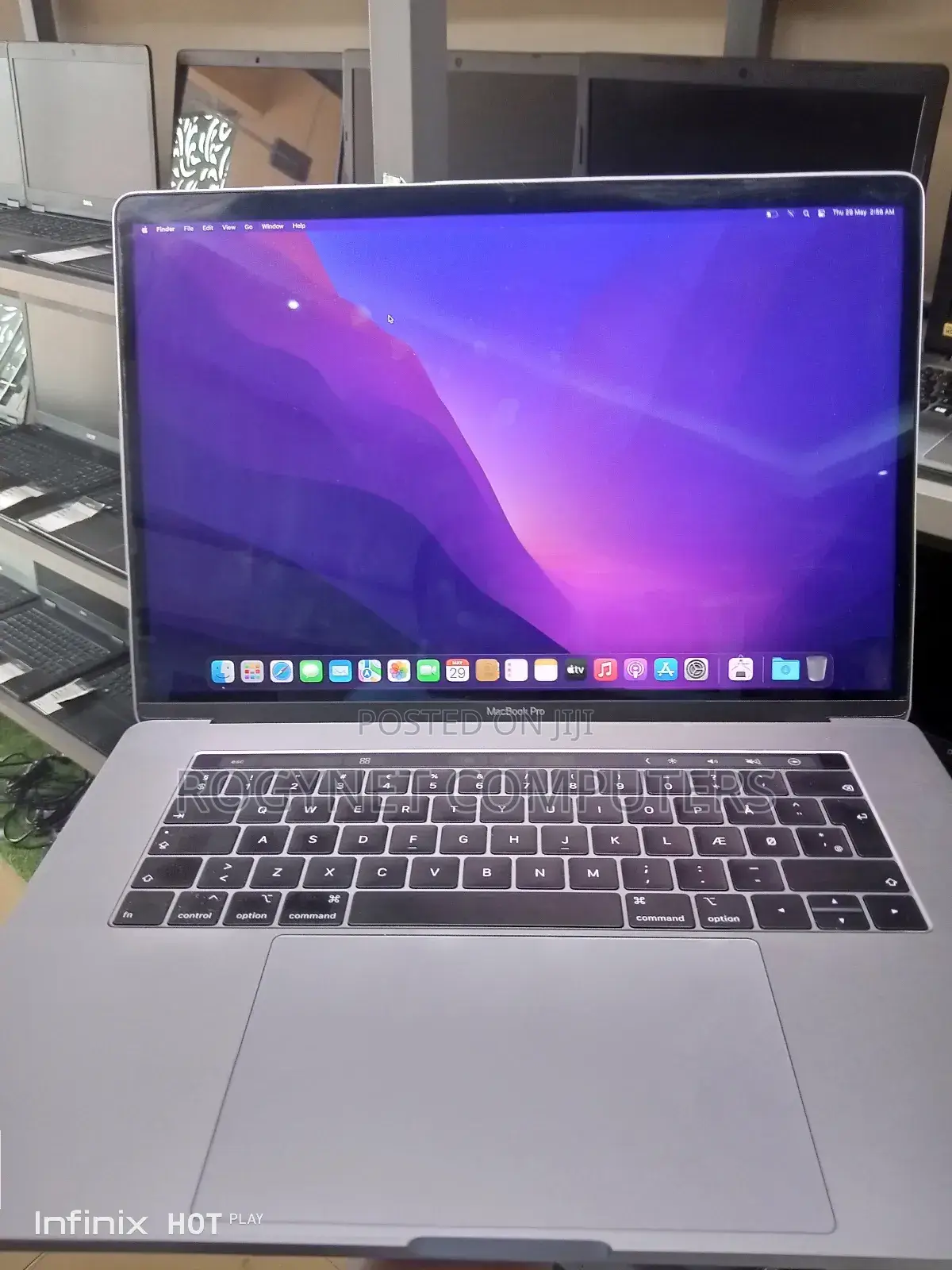 Laptop Apple MacBook Pro 2018 16GB Intel Core i7 SSD 512GB