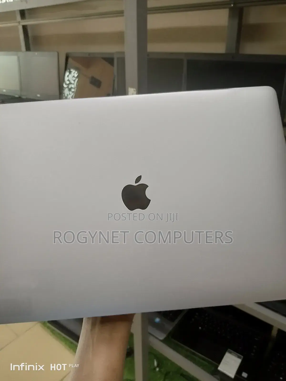 Laptop Apple MacBook Pro 2018 16GB Intel Core i7 SSD 512GB