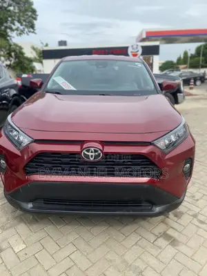 Toyota RAV4 2019 Red