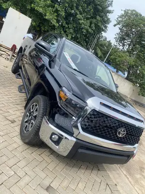 Toyota Tundra 2020 Black