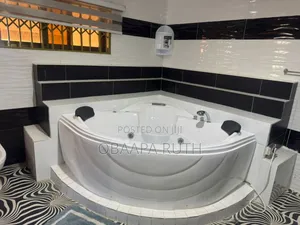 Furnished 3bdrm Townhouse / Terrace in Community 6, Lake Side Estate