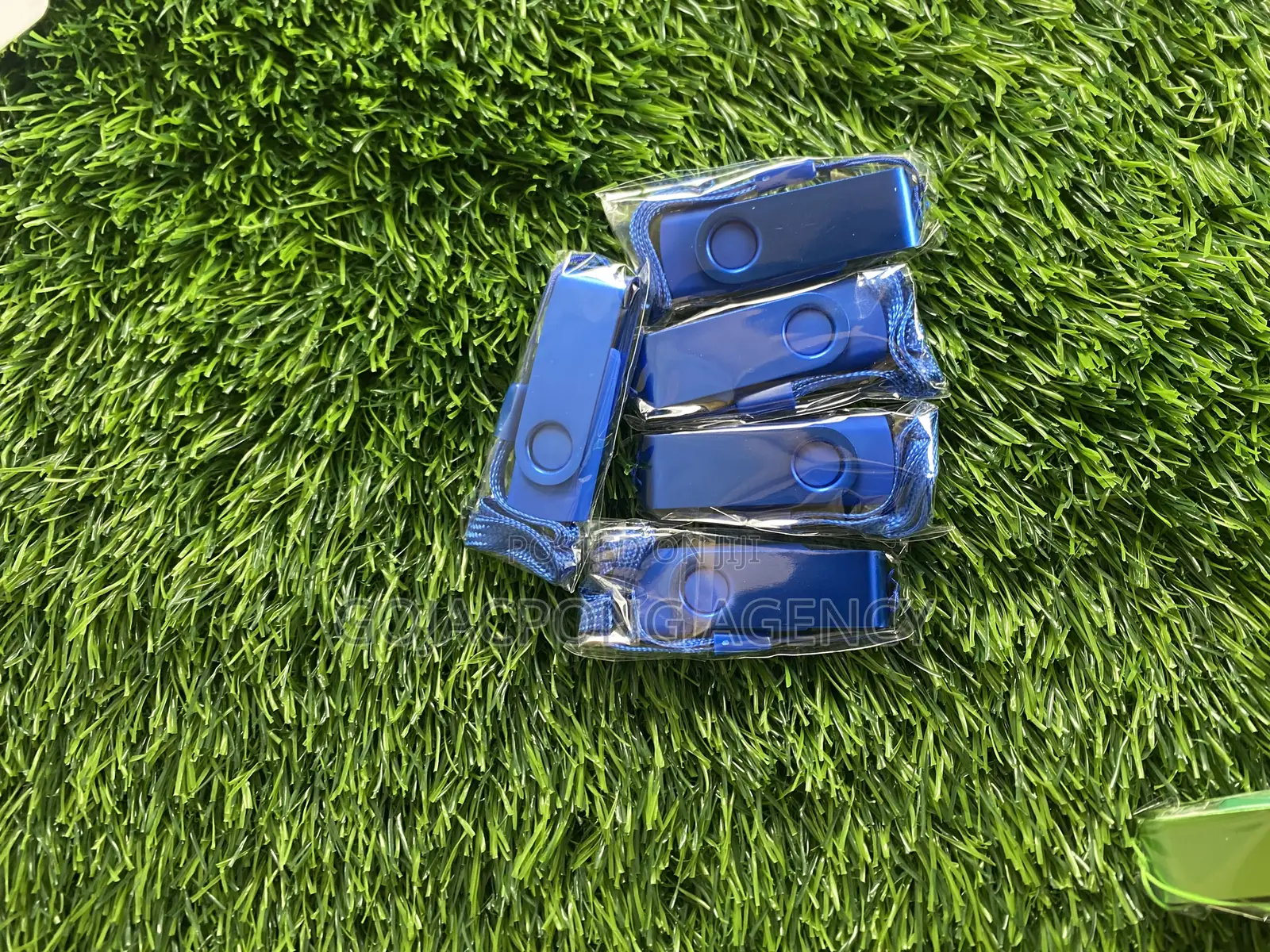 Pen Drive / Flash Drive Customized and Uncostomized