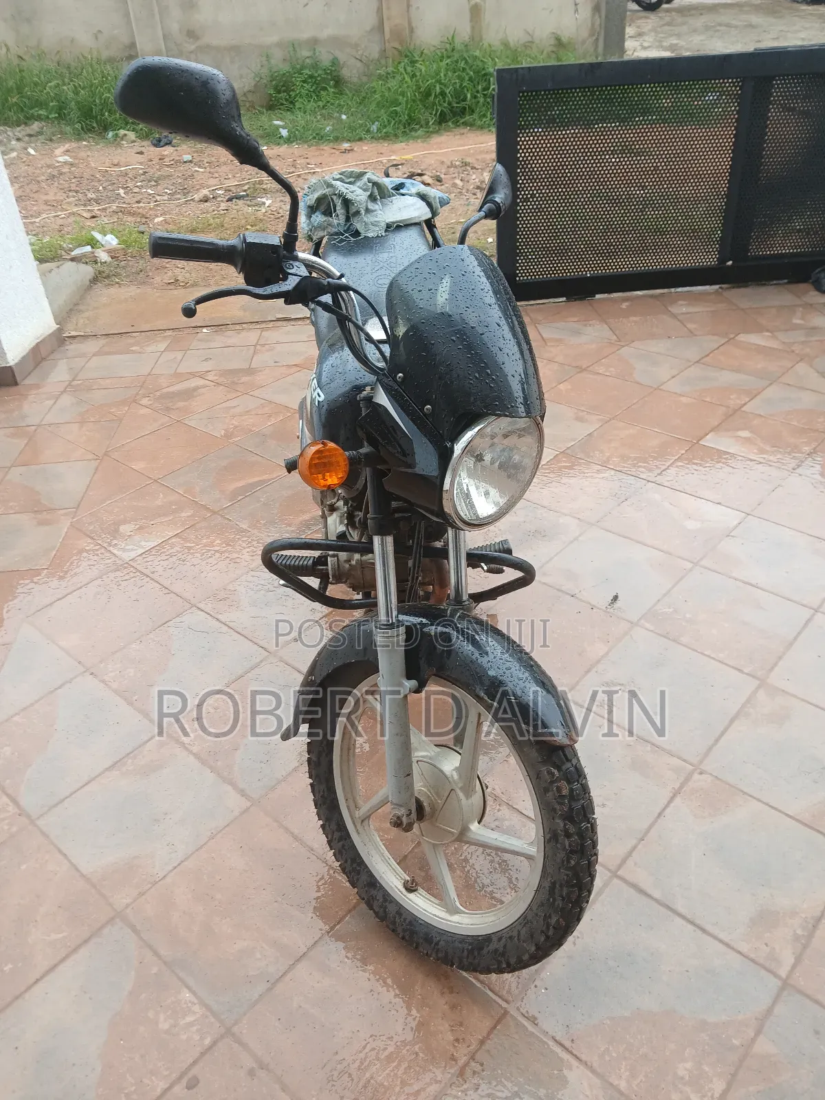 Bajaj Boxer 125 2021 Black
