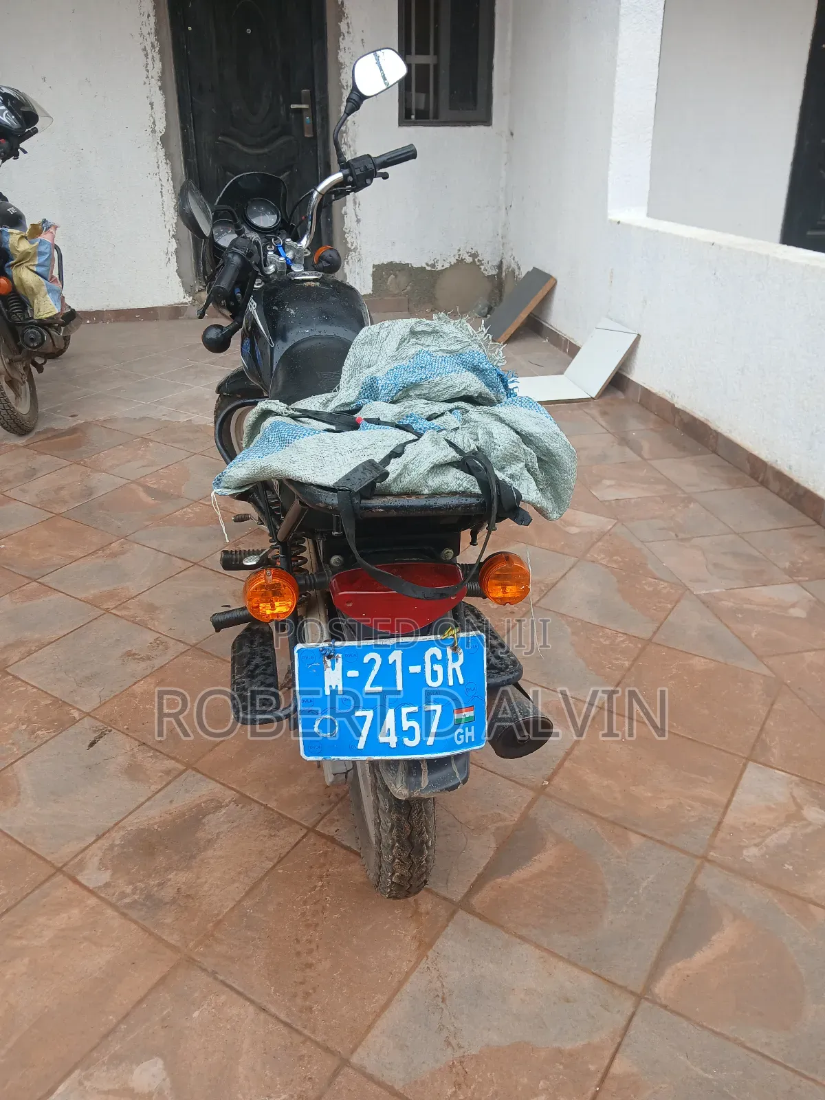 Bajaj Boxer 125 2021 Black