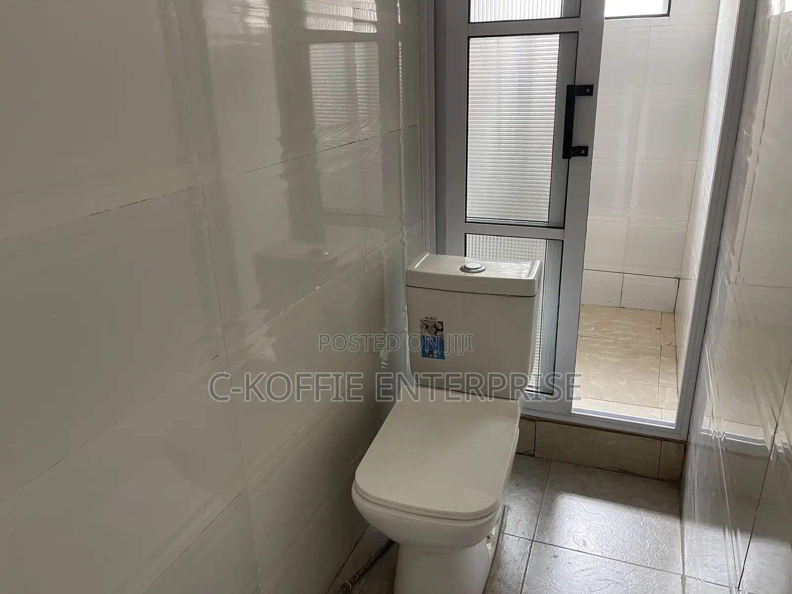 4bdrm Duplex in Acp, Kwabenya for rent
