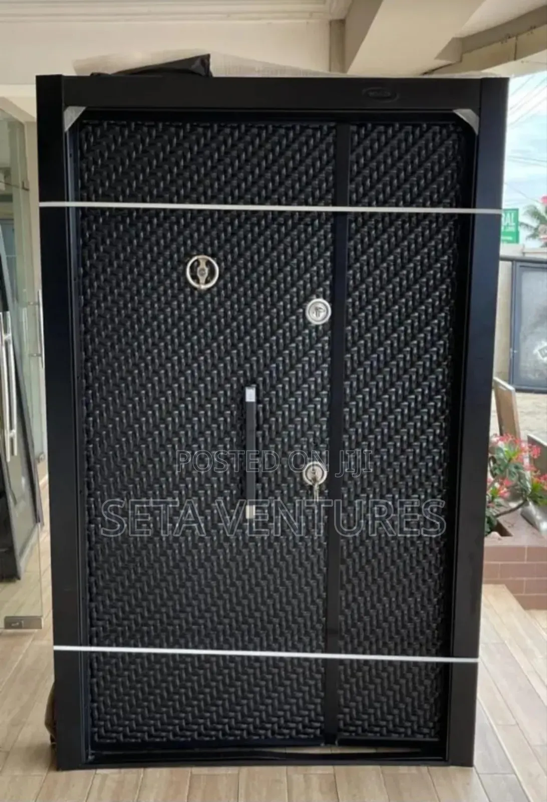Full Metal Door