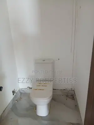 2bdrm Townhouse/Terrace in Maijaw School, Ga East Municipal for sale