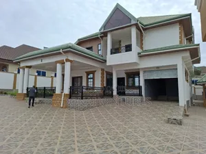 6bdrm House in Santasi  Kokoben, Kumasi Metropolitan for rent