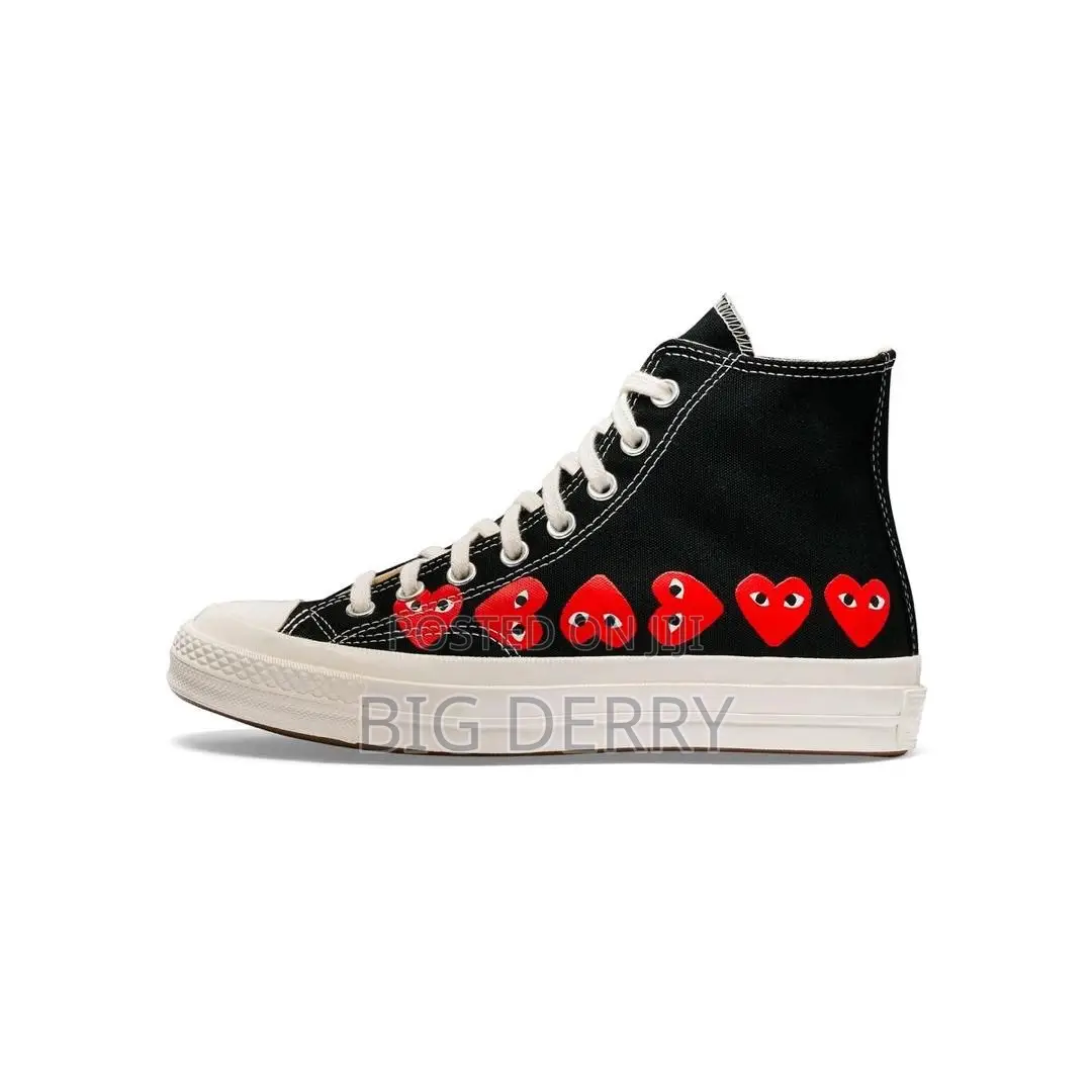 Play Converse CDG