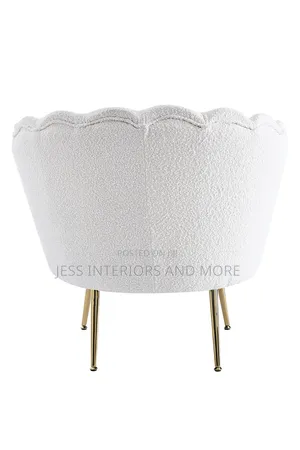 Accent Chair (Shell -Shaped) White