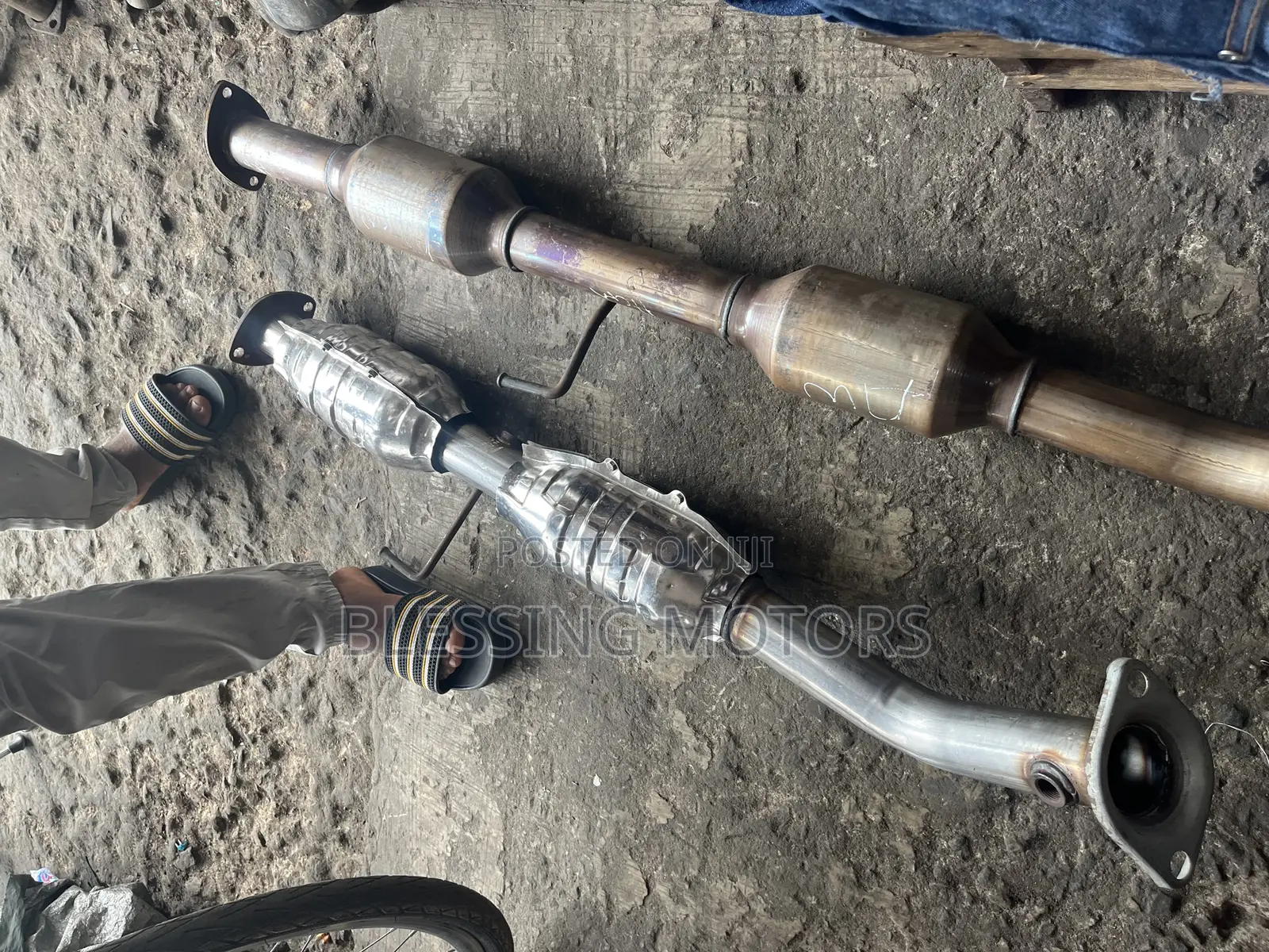 Toyota Hilux Catalytic Convertor