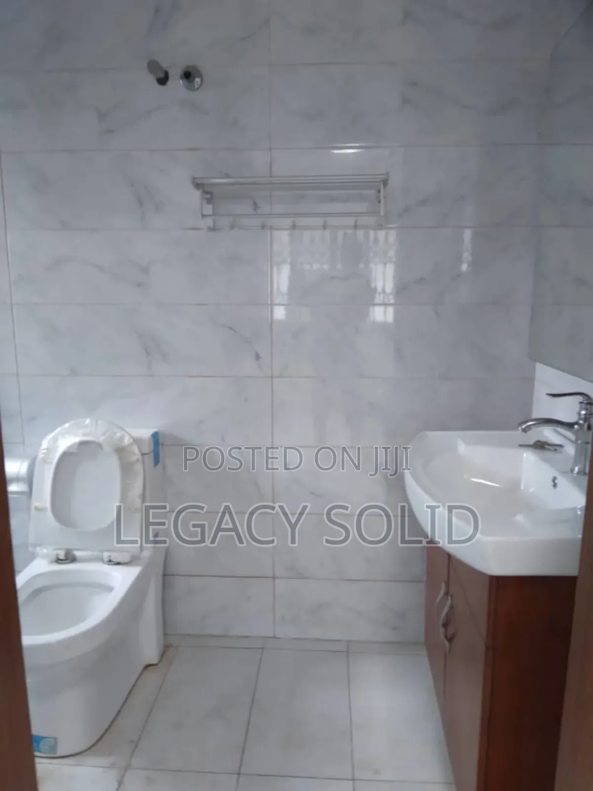 4bdrm Duplex in 𝙻𝚎𝚐𝚊𝚌𝚢 𝚜𝚘𝚕𝚒𝚍 𝚛𝚎𝚊𝚕, Spintex for rent