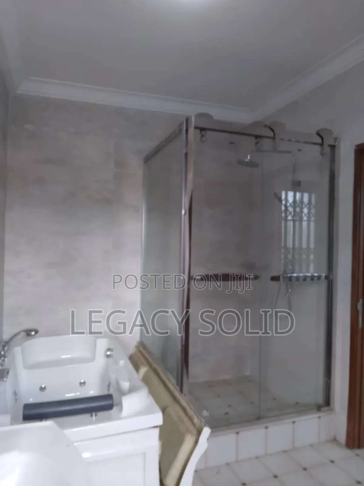 4bdrm Duplex in 𝙻𝚎𝚐𝚊𝚌𝚢 𝚜𝚘𝚕𝚒𝚍 𝚛𝚎𝚊𝚕, Spintex for rent