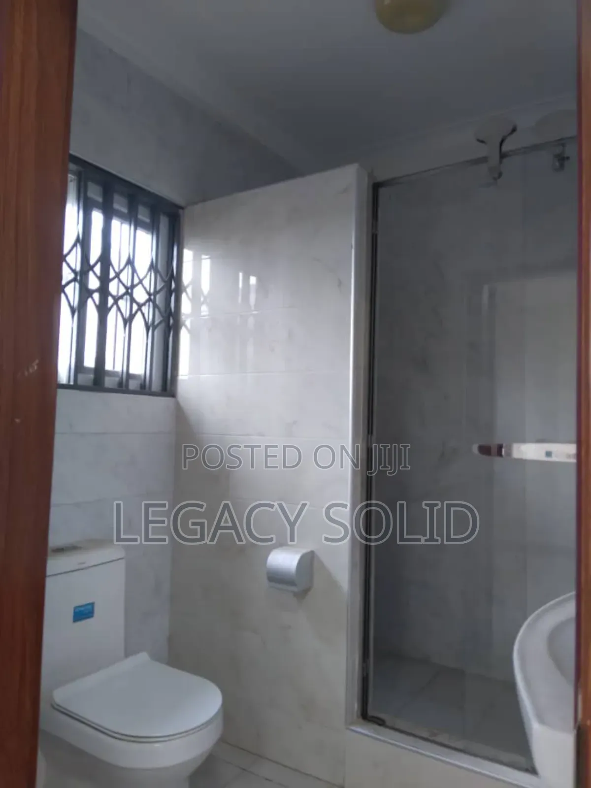 4bdrm Duplex in 𝙻𝚎𝚐𝚊𝚌𝚢 𝚜𝚘𝚕𝚒𝚍 𝚛𝚎𝚊𝚕, Spintex for rent