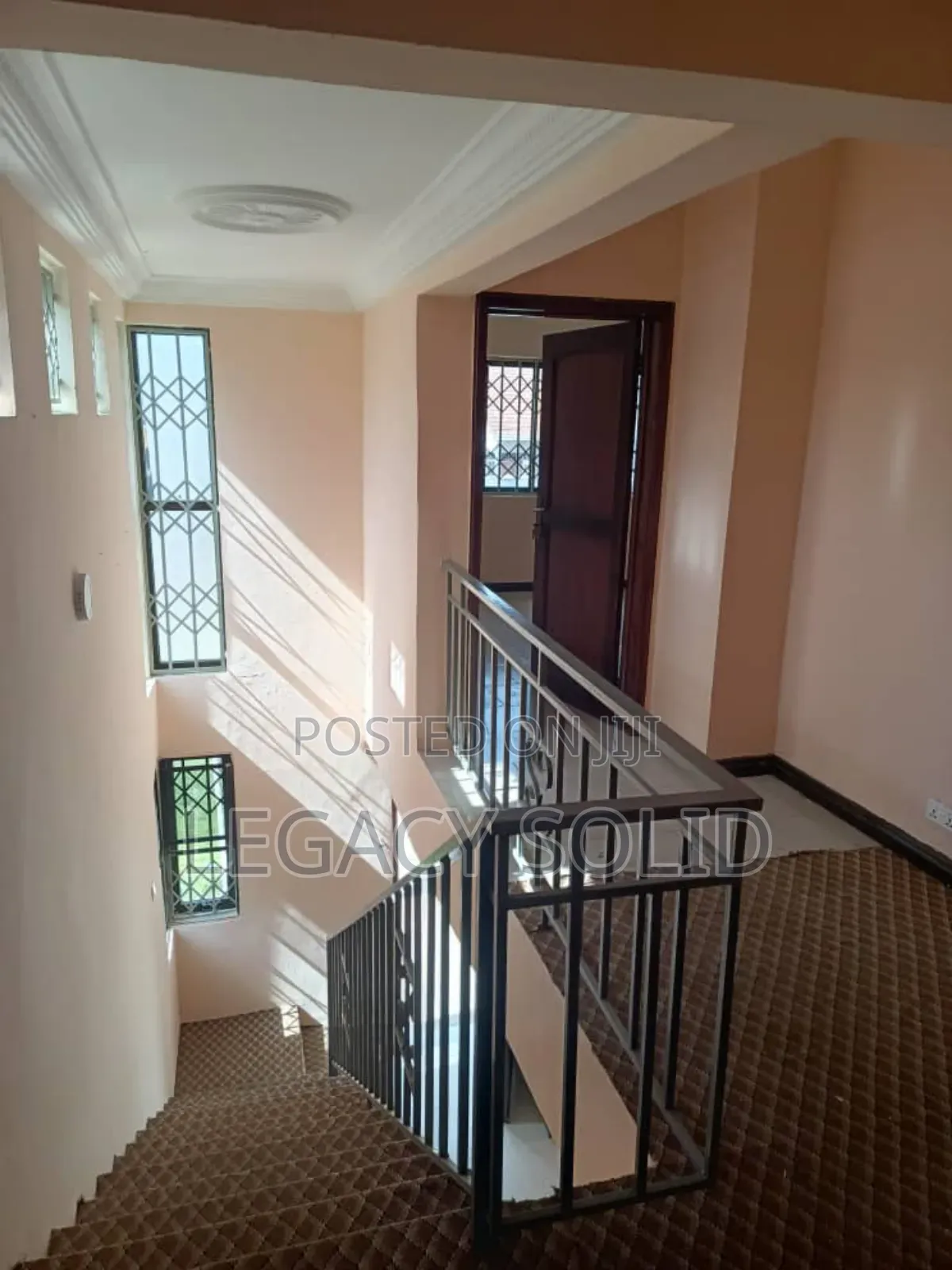 4bdrm Duplex in 𝙻𝚎𝚐𝚊𝚌𝚢 𝚜𝚘𝚕𝚒𝚍 𝚛𝚎𝚊𝚕, Barrier for rent