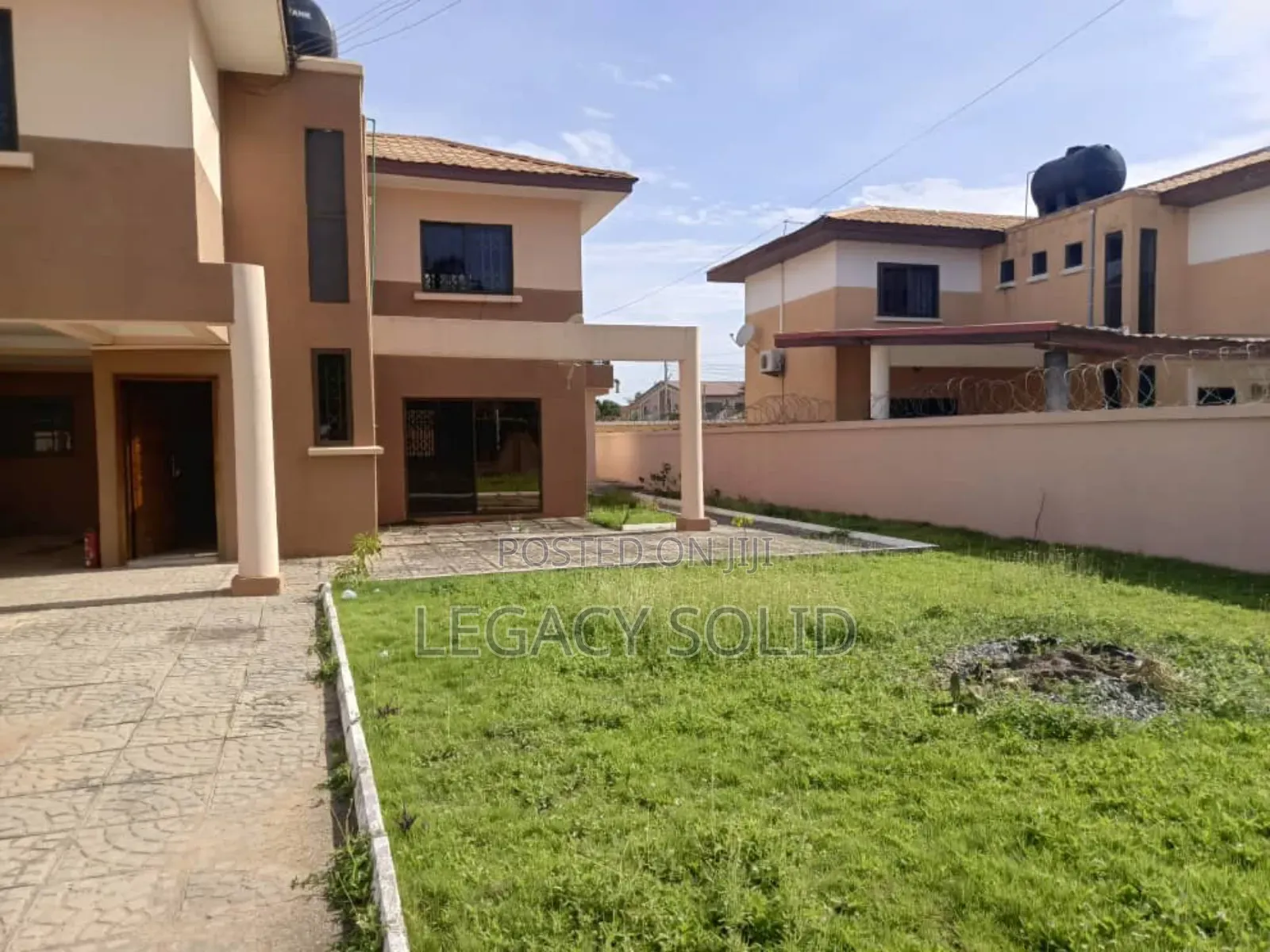 4bdrm Duplex in 𝙻𝚎𝚐𝚊𝚌𝚢 𝚜𝚘𝚕𝚒𝚍 𝚛𝚎𝚊𝚕, Barrier for rent