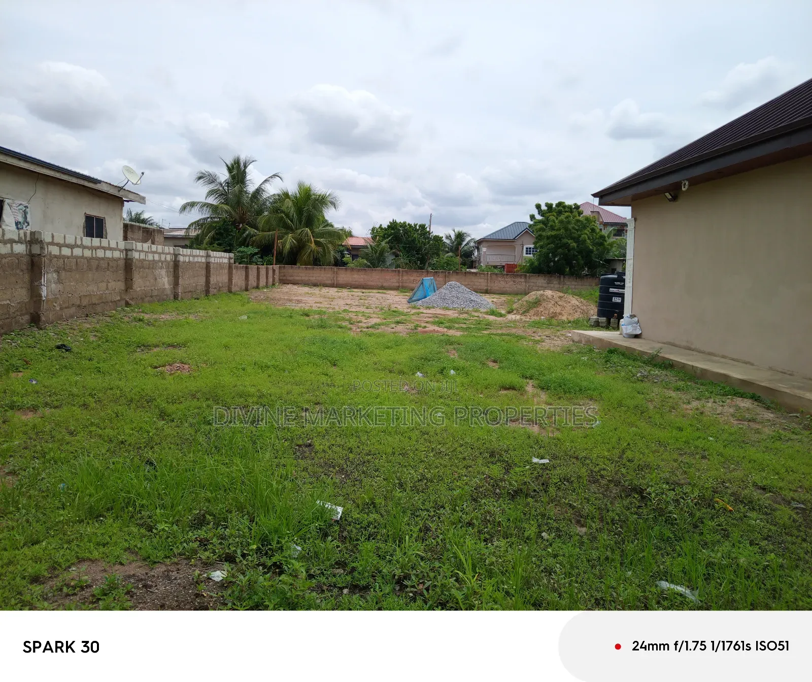 Sale of 2brm on Very Spacious Plots at Kasoa Nyanyano Road