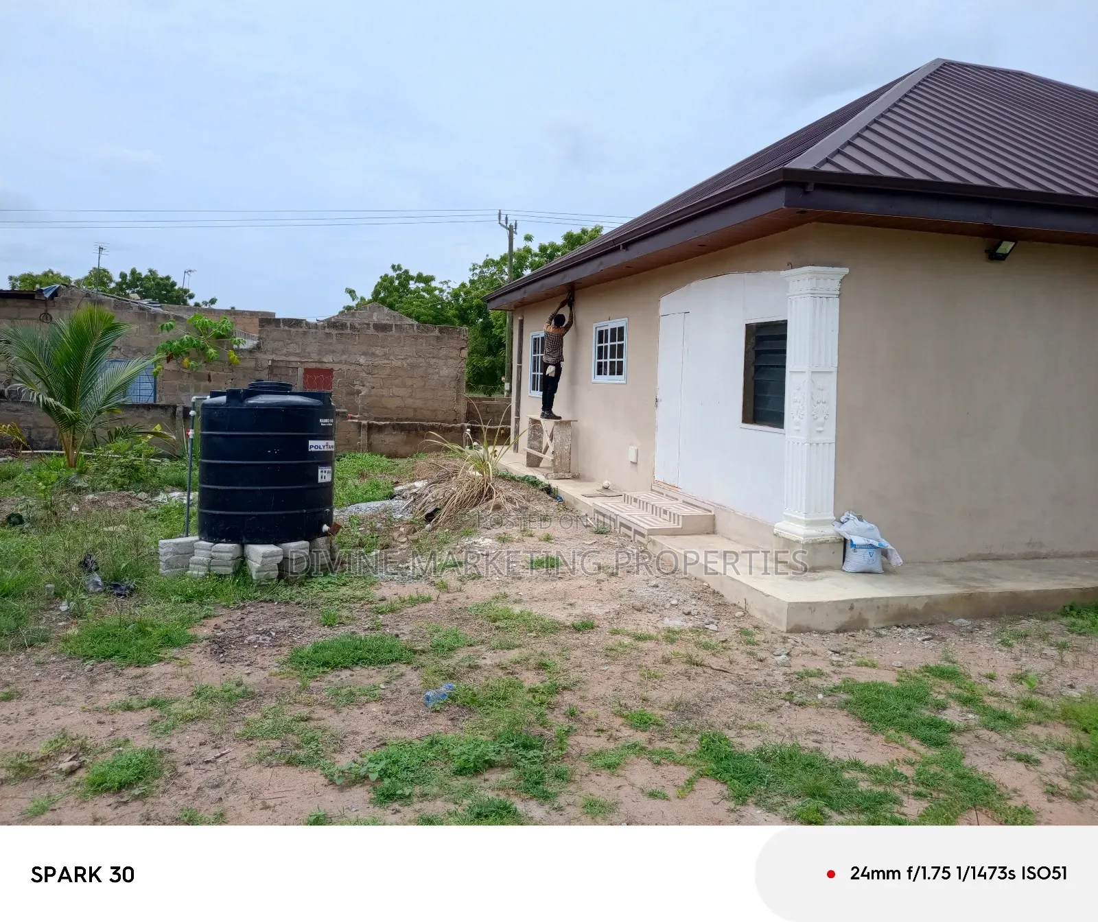 Sale of 2brm on Very Spacious Plots at Kasoa Nyanyano Road