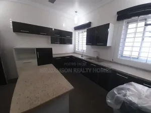 Furnished 4bdrm Duplex in Community 18 Area, Spintex for rent