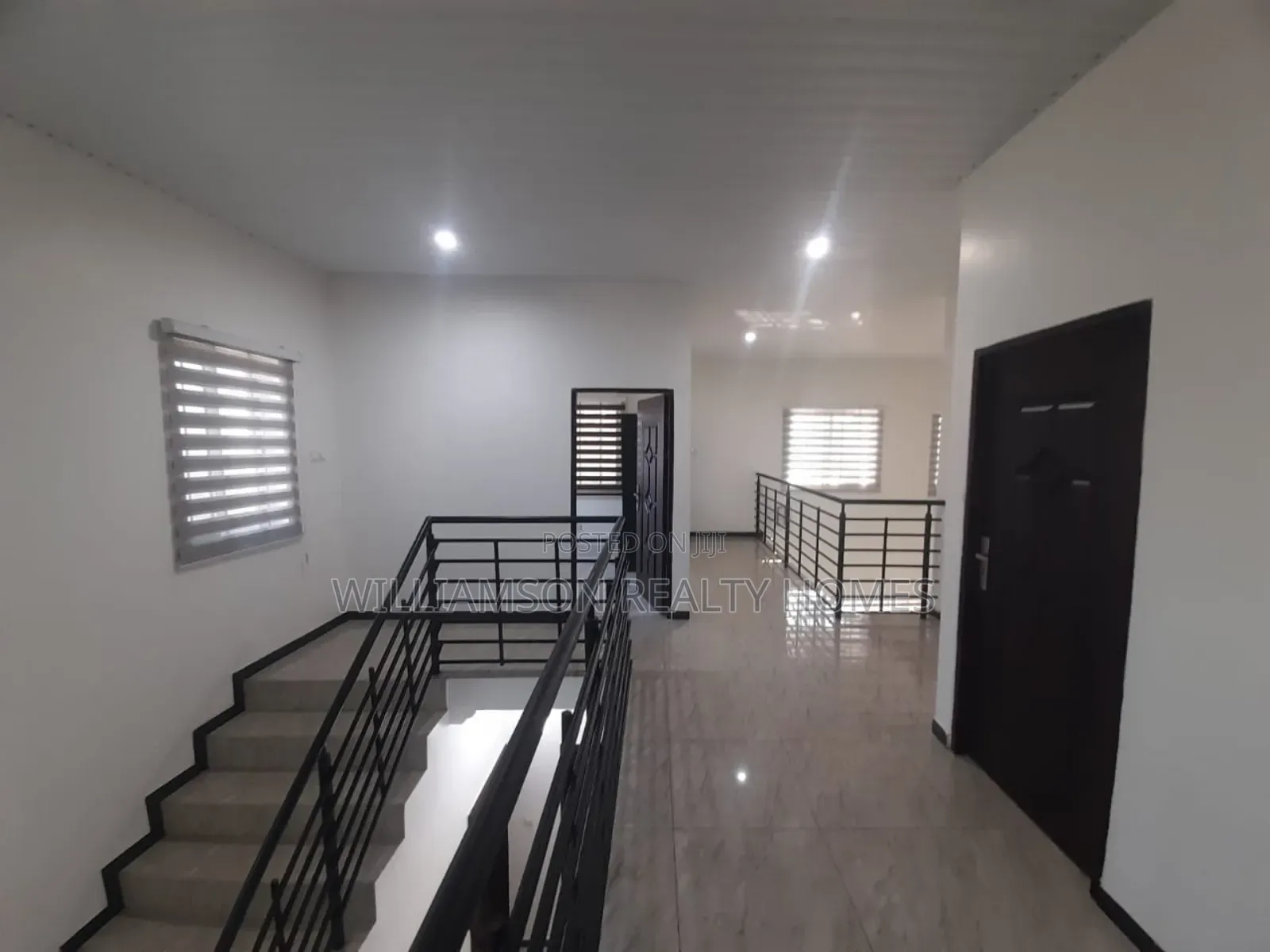 Furnished 4bdrm Duplex in Community 18 Area, Spintex for rent