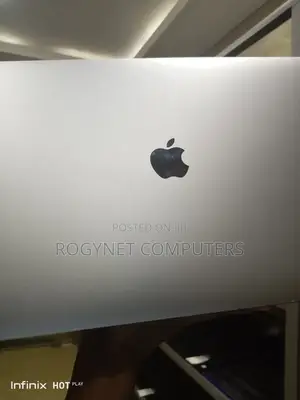 Laptop Apple MacBook Pro 2017 16GB Intel Core i7 SSD 512GB