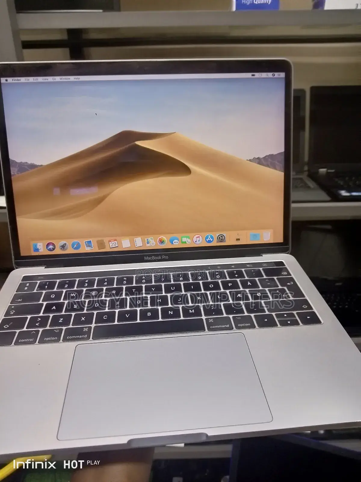 Laptop Apple MacBook Pro 2017 16GB Intel Core i7 SSD 512GB