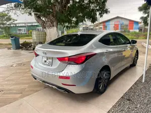 Hyundai Elantra SE 4dr Sedan (1.8L 4cyl 6A) 2014 Silver