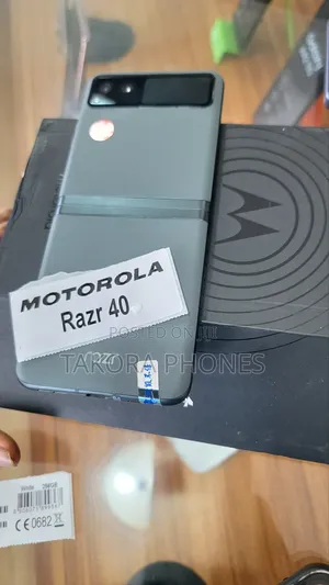 New Motorola Razr 40 256 GB Blue