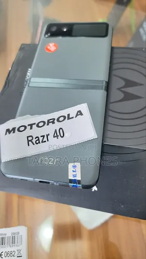New Motorola Razr 40 256 GB Blue