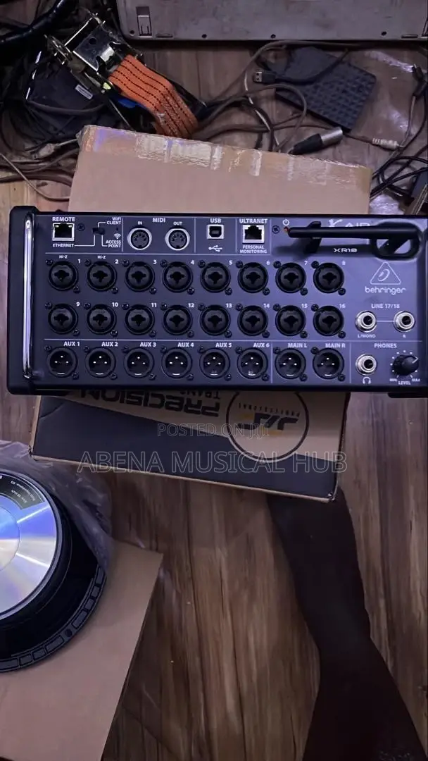Behringer Digital Mixer