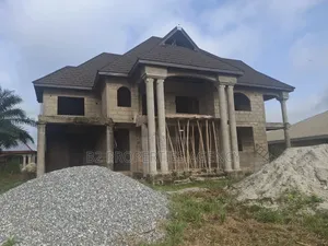 6bdrm Mansion in B2 Properties Agency, Kumasi Metropolitan for sale