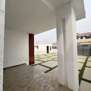 3bdrm House in Lake Side Estate for sale