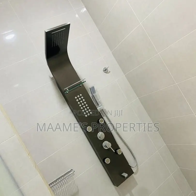 5bdrm Duplex in Oyarifa for sale