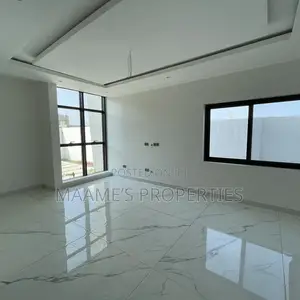 4bdrm Duplex in Airport Residential Area for sale