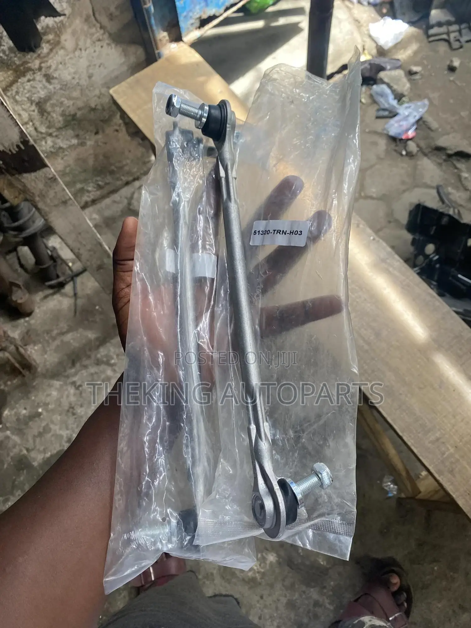 Honda CRV 2017,2018,2019,2020,2021,2022,2023 Front Link Bar.